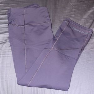 Capri lululemon leggings